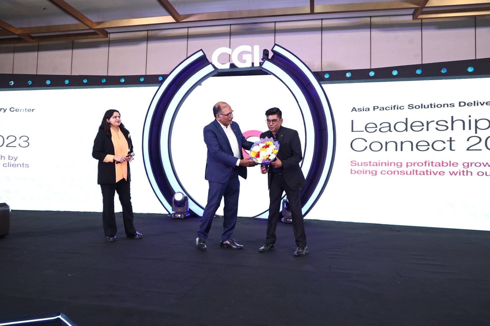 Sudhanshu Saxena speaking at industry event